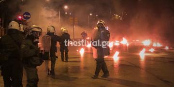 Πεδίο μάχης εχθές η Θεσσαλονίκη – Επίθεση με μολότοφ κοντά στο τουρκικό προξενείο
