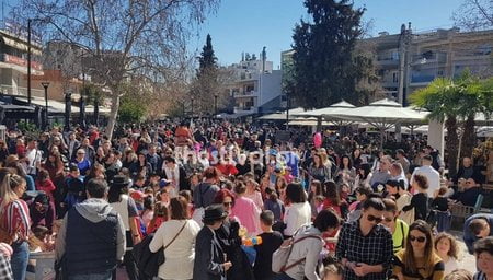 Γέμισε καρναβάλια η πλατεία Εύοσμου