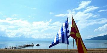 Αρον – άρον στη Θεσσαλονίκη ο Τσίπρας για να κλείσει η «μαύρη τρύπα» του «Μακεδονικού»