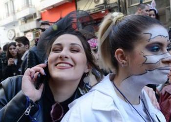 «Πορτοφολάδες» έπεσαν σαν ακρίδες στη Θεσσαλονίκη την τσικνοπέμπτη