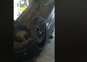 Εύοσμος: Σύρραξη 50 ατόμων, πιστολιές κι αναποδογυρισμένα αμάξια