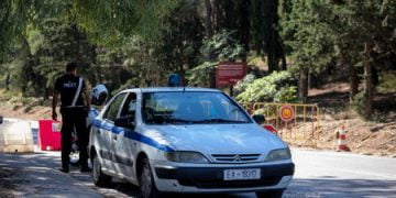 Eπίδοξος βιαστής στην Θεσσαλονίκη ξέχασε το κινητό του – Σοκ για την γυναίκα η οποία έβλεπε τηλεόραση πριν την επίθεση
