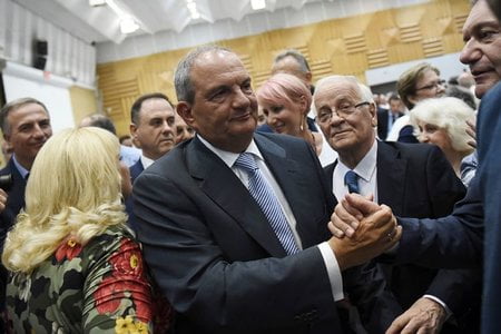 Θερμή υποδοχή για τον Κώστα Καραμανλή στον Εύοσμο