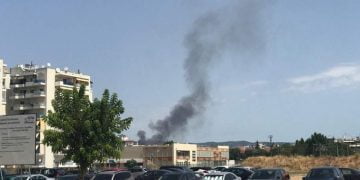 Φωτιά το πρωί στην προέκταση Μαιάνδρου στον Εύοσμο