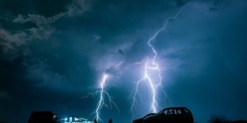 Καιρός: Έκτακτο δελτίο της ΕΜΥ! Βροχές και καταιγίδες απόψε!