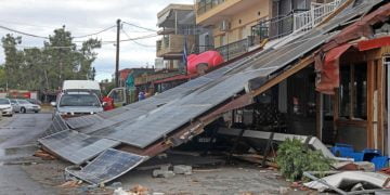 Υπουργείο Υγείας: 120 πολίτες στα νοσοκομεία μετά την θεομηνία στη Χαλκιδική