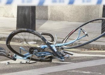 Ευοσμος: 10χρονος παρασύρθηκε από ΙΧ την ώρα που έκανε ποδήλατο