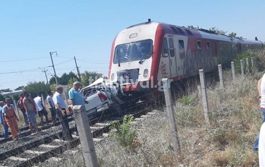 Τραγωδία στη Θεσσαλονίκη: Νεκρή η έγκυος συνοδηγός του ΙΧ που συγκρούστηκε με τρένο