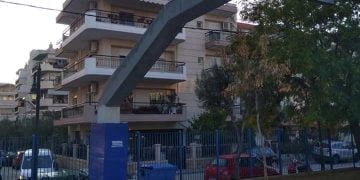 Εύοσμος: Τοποθετήθηκαν προστατευτικά για τις μπασκέτες σε Δημοτικά Σχολεία του Ευόσμου