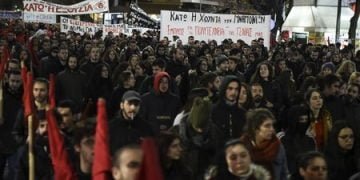 Οι πορείες στη Θεσσαλονίκη για την επέτειο του Πολυτεχνείου