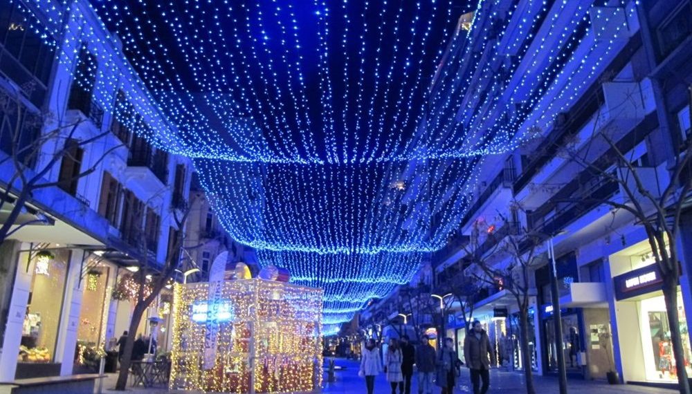 Μαγικές εικόνες από την βραδινή χριστουγεννιάτικη Θεσσαλονίκη (ΦΩΤΟΡΕΠΟΡΤΑΖ)