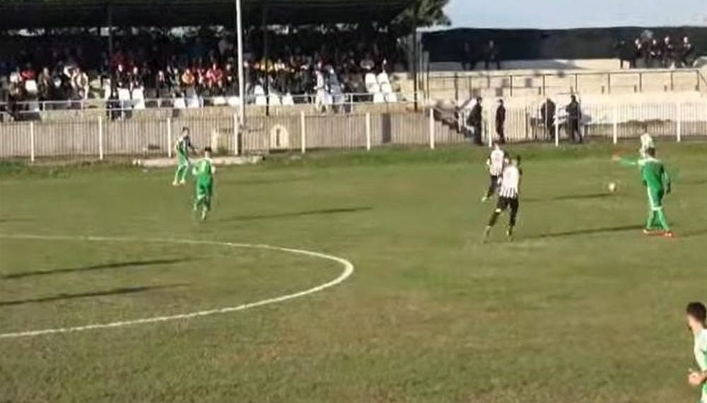 Αδιανόητο ξύλο μεταξύ οπαδών σε παιχνίδι του Αγροτικού Αστέρα (Bίντεο ΣΟΚ)