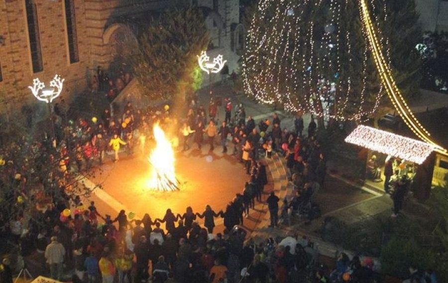 Εύοσμος: Σήμερα οι “Κλαδαριές” με φασολάδα, κρασί, ελιές και τουρσί