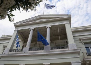 Απελάθηκε ο πρέσβης της Λιβύης μετά την εκπνοή του τελεσιγράφου