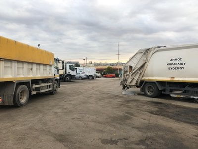 Μόλις 30 άτομα έχει στη διάθεσή του ο δήμος Κορδελιού – Ευόσμου για τα απορριμματοφόρα για 101.000 δημότες