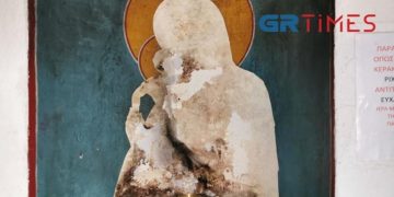 Αναρχικές ομάδες βανδάλισαν εκκλησάκια στο κέντρο της Θεσσαλονίκης
