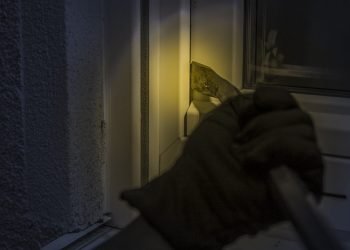 Σταυρούπολη: Ανήλικοι διαρρήκτες αφόδευαν στους χώρους που ξάφριζαν!