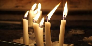 Χριστός Ανέστη Ελλάδα! Το euosmos.gr εύχεται σε όλους Χρόνια Πολλά!