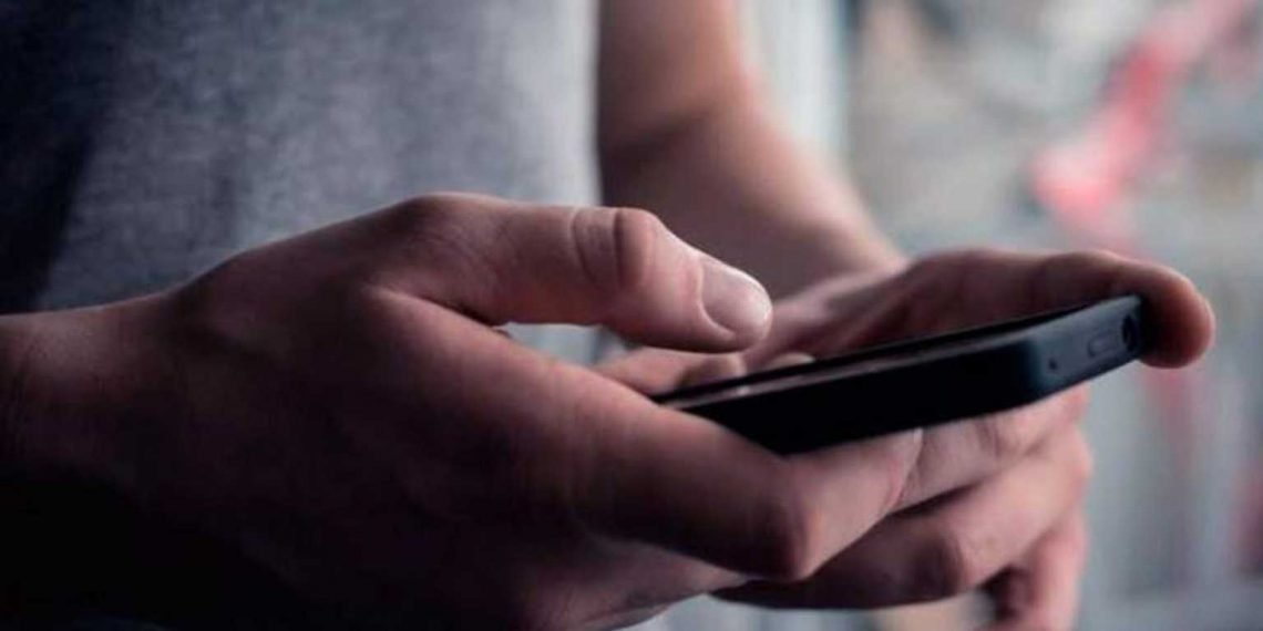 Κενό ασφαλείας στο 13033! Τι πρέπει να κάνετε αν σας “στείλει” αυτό το μήνυμα