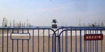 Παράταση της απαγόρευσης κυκλοφορίας στη Νέα Παραλία Θεσσαλονίκης ζητούν Δήμος και Περιφέρεια