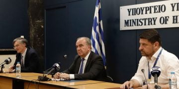 Δείτε ποια καταστήματα ανοίγουν από Δευτέρα