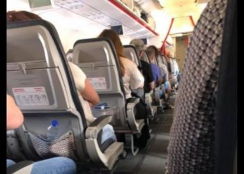 “Φουλ” η πτήση Αθήνα- Θεσσαλονίκη της Aegean- Με μάσκες και αντισηπτικά οι επιβάτες