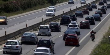 Ξεκίνησαν για τις παραλίες της Χαλκιδικής οι Θεσσαλονικείς – Χαμηλές ταχύτητες στη Μουδανιών