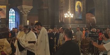 Θεσσαλονίκη: Σε κλίμα συγκίνησης έψαλαν τον Ακάθιστο Ύμνο στην Αγία Σοφία (Βίντεο)