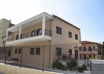 Εύοσμος: Τι λέει ο υπεύθυνος του γηροκομείου με τα 22 κρούσματα κορονοϊού (Bίντεο)