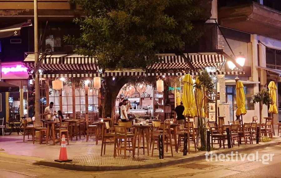 Κατέβασαν ρολά από τα μεσάνυχτα τα καταστήματα εστίασης στη Θεσσαλονίκη (Eικόνες)