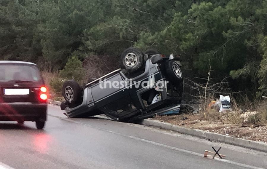 Ανατροπή ΙΧ στη Σταυρούπολη- Προβλήματα στην κυκλοφορία