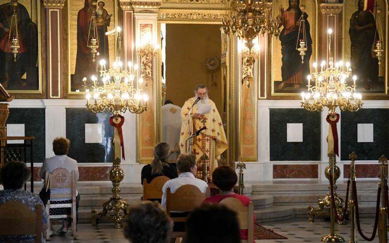 Ιερέας αρνητής μάσκας στη Θεσσαλονίκη – «Δεν την επιτρέπω στην εκκλησία»