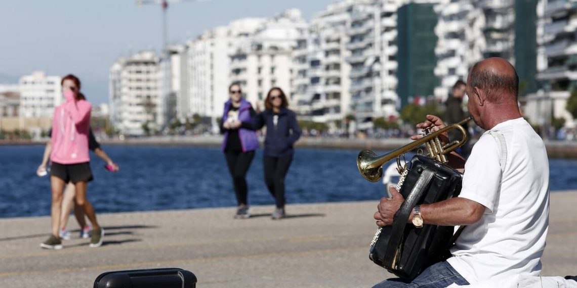 Κορωνοϊός: Όλο και πιο κοντά στο «κόκκινο» η Θεσσαλονίκη – Επείγουσα τηλεδιάσκεψη Μητσοτάκη