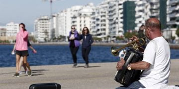 Κορωνοϊός: Όλο και πιο κοντά στο «κόκκινο» η Θεσσαλονίκη – Επείγουσα τηλεδιάσκεψη Μητσοτάκη