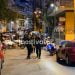 Την ώρα που οι φίλοι του επιτέθηκαν στους αστυνομικούς, εκείνος τραβούσε video