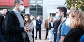 Κ. Μητσοτάκης: Δωρεάν και ΟΧΙ υποχρεωτικό το εμβόλιο – Το φορτίο στην Β. Ελλάδα δείχνει να μειώνεται