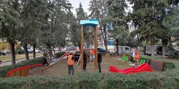 Προχωρά η ανάπλαση των 38 παιδικών χαρών στο Δήμο Κορδελιού-Ευόσμου