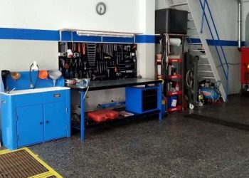 Εύοσμος : Συνεργείο αυτοκινήτων έκανε και take away… κάνναβης