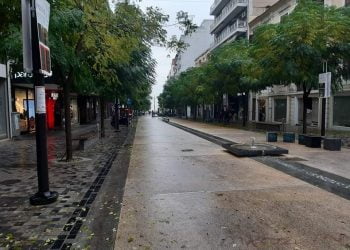 Ερημη πόλη η Θεσσαλονίκη μετά το lockdown -Δείτε τις πρώτες φωτό, άδειοι δρόμοι, κλειστά μαγαζιά