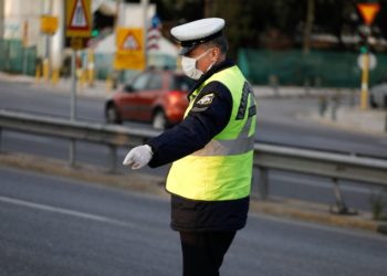 Θεσσαλονίκη: Σε ποιους δρόμους απαγορεύεται σήμερα η στάση και η στάθμευση για την 47η επέτειο του Πολυτεχνείου