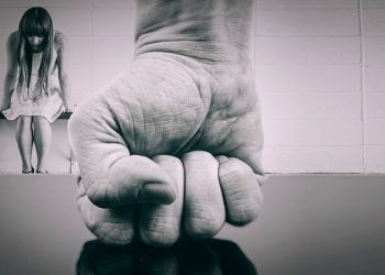 Θεσσαλονίκη: Μαθήτρια της Γ’ Γυμνασίου έπεσε θύμα βιασμού από επτά συμμαθητές της