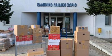 ΑΕ Ευόσμου: Η συλλογή τροφίμων για το Ελληνικό παιδικό χωριό στο Φίλυρο (φωτο)