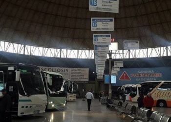 Χαμός στα ΚΤΕΛ Θεσσαλονίκης: Φεύγουν για πρωτοχρονιά (Εικόνες)