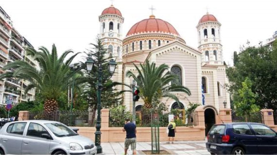 Δέματα αγάπης από τη Μητρόπολη Θεσσαλονίκης σε γιατρούς και νοσηλευτές