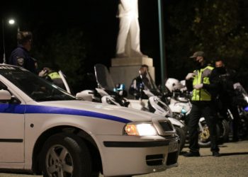 Δενδροπόταμος: Τους άρπαξαν το ΙΧ απειλώντας τους με ένα κατσαβίδι