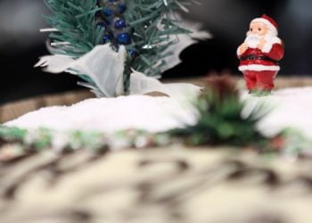 Θεσσαλονίκη: Πάνω από 550.000 κιλά βασιλόπιτας ετοιμάζουν ζαχαροπλάστες ενόψει της Πρωτοχρονιάς