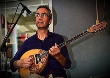 Θεσσαλονίκη: Έφυγε από την ζωή ο βιρτουόζος του μπουζουκιού Δημήτρης Ατζέμης