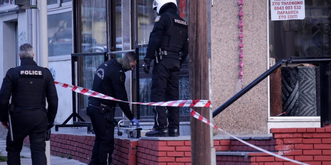 Θεσσαλονίκη: Η ανακοίνωση της Αστυνομίας για την ένοπλη επίθεση οπαδών του Άρη σε οπαδούς του ΠΑΟΚ