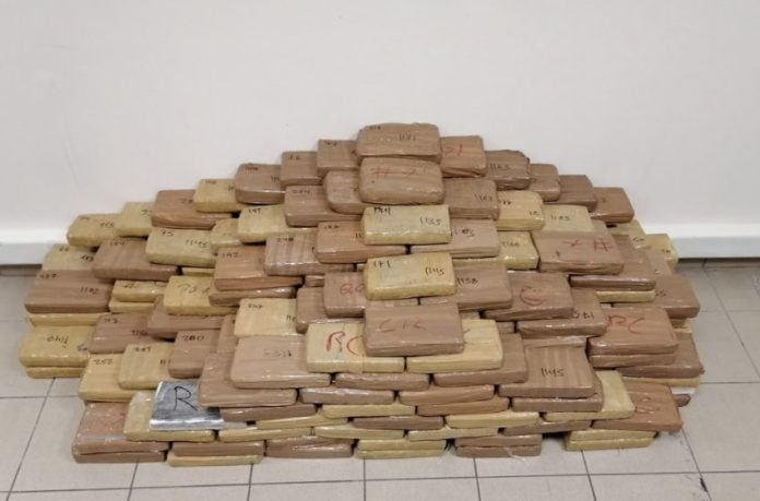 Kατάσχεση 300 κιλών κοκαΐνης στη Θεσσαλονίκη