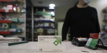Κορονοϊός – Θεσσαλονίκη: Χαμός σε φαρμακεία για την κολχικίνη